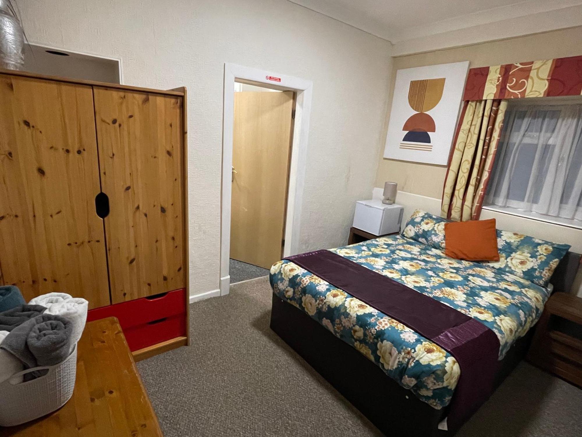 Backpackers Blackpool Hotel & Suites מראה חיצוני תמונה
