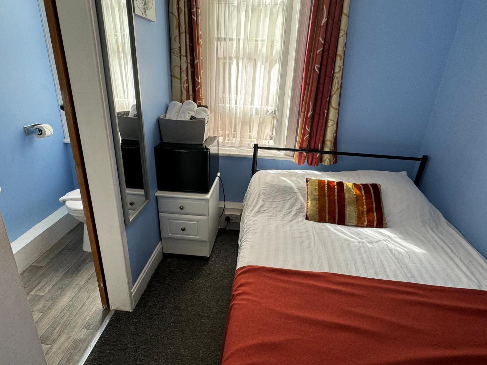 Backpackers Blackpool Hotel & Suites מראה חיצוני תמונה