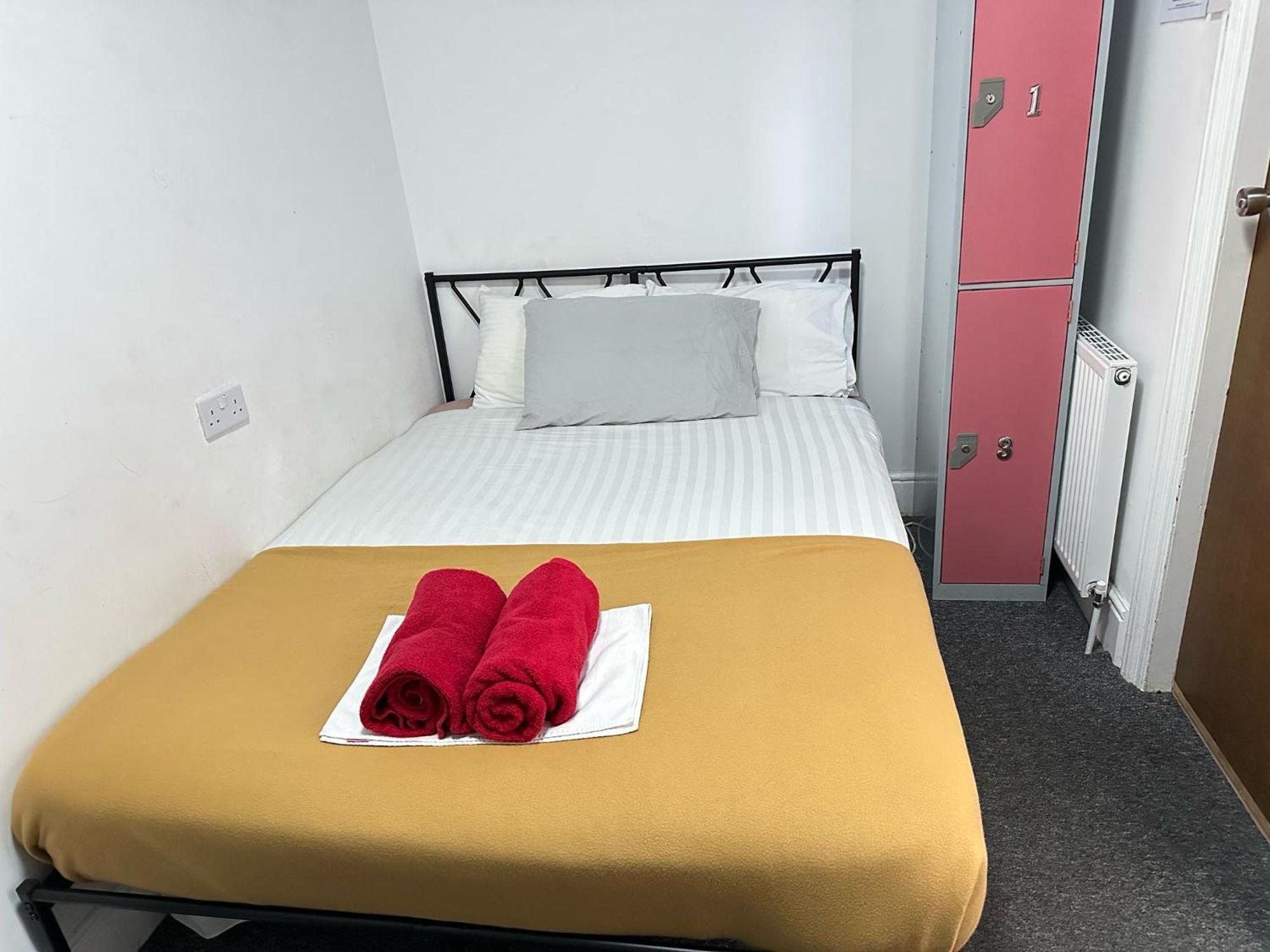 Backpackers Blackpool Hotel & Suites מראה חיצוני תמונה