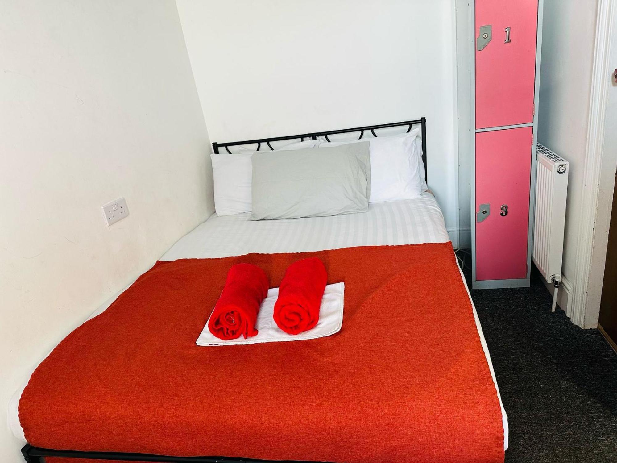Backpackers Blackpool Hotel & Suites מראה חיצוני תמונה