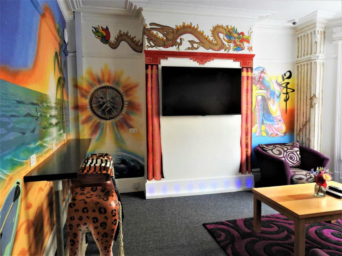 Backpackers Blackpool Hotel & Suites מראה חיצוני תמונה