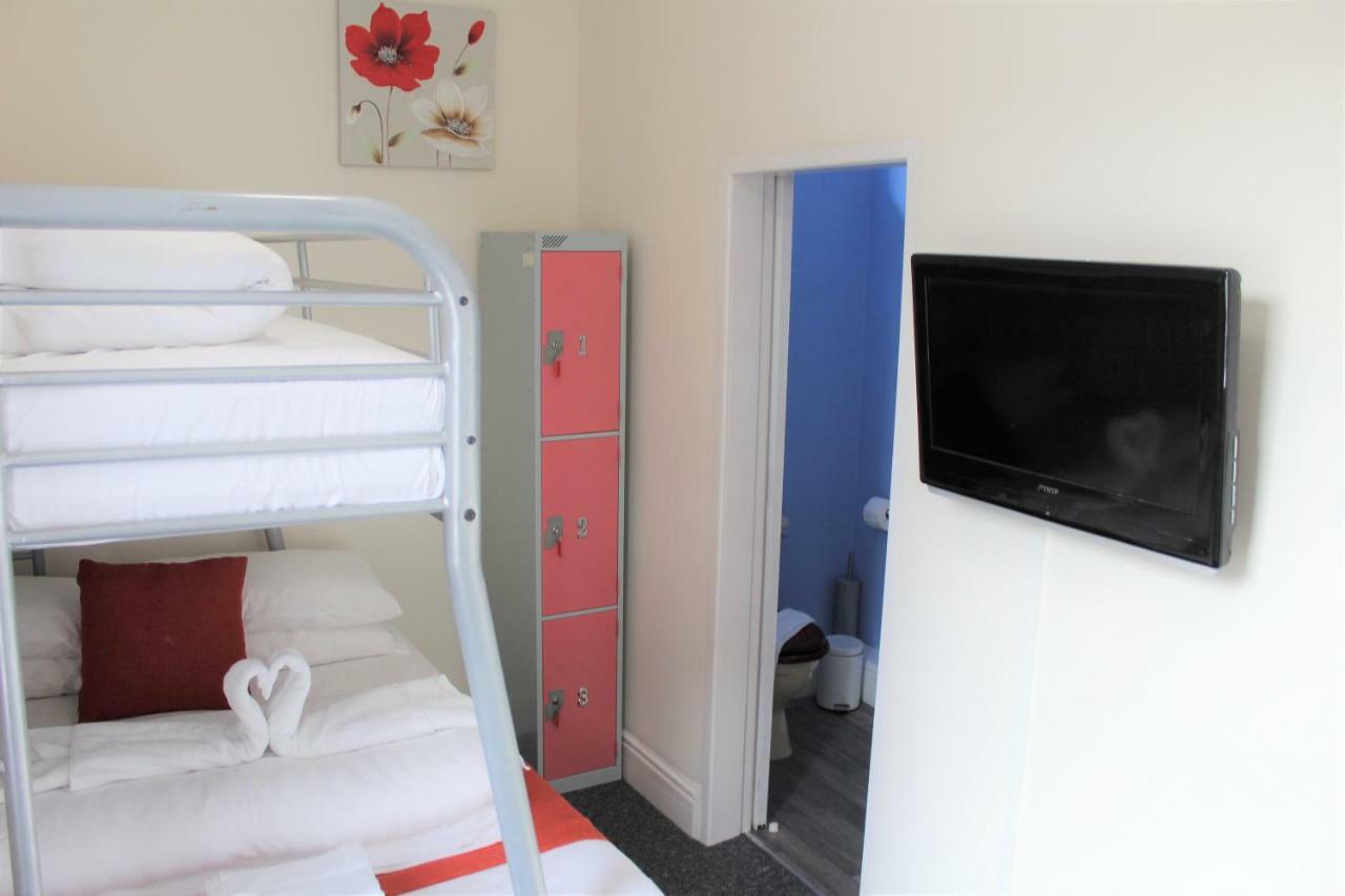 Backpackers Blackpool Hotel & Suites מראה חיצוני תמונה